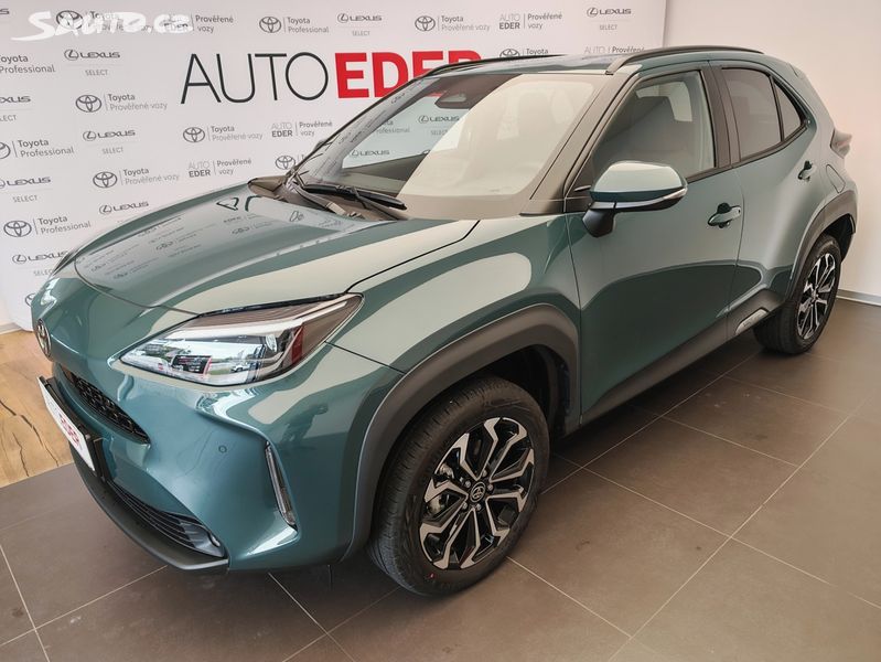 Toyota Yaris Cross, 1.5 Hybrid e-CVT Style 4x4